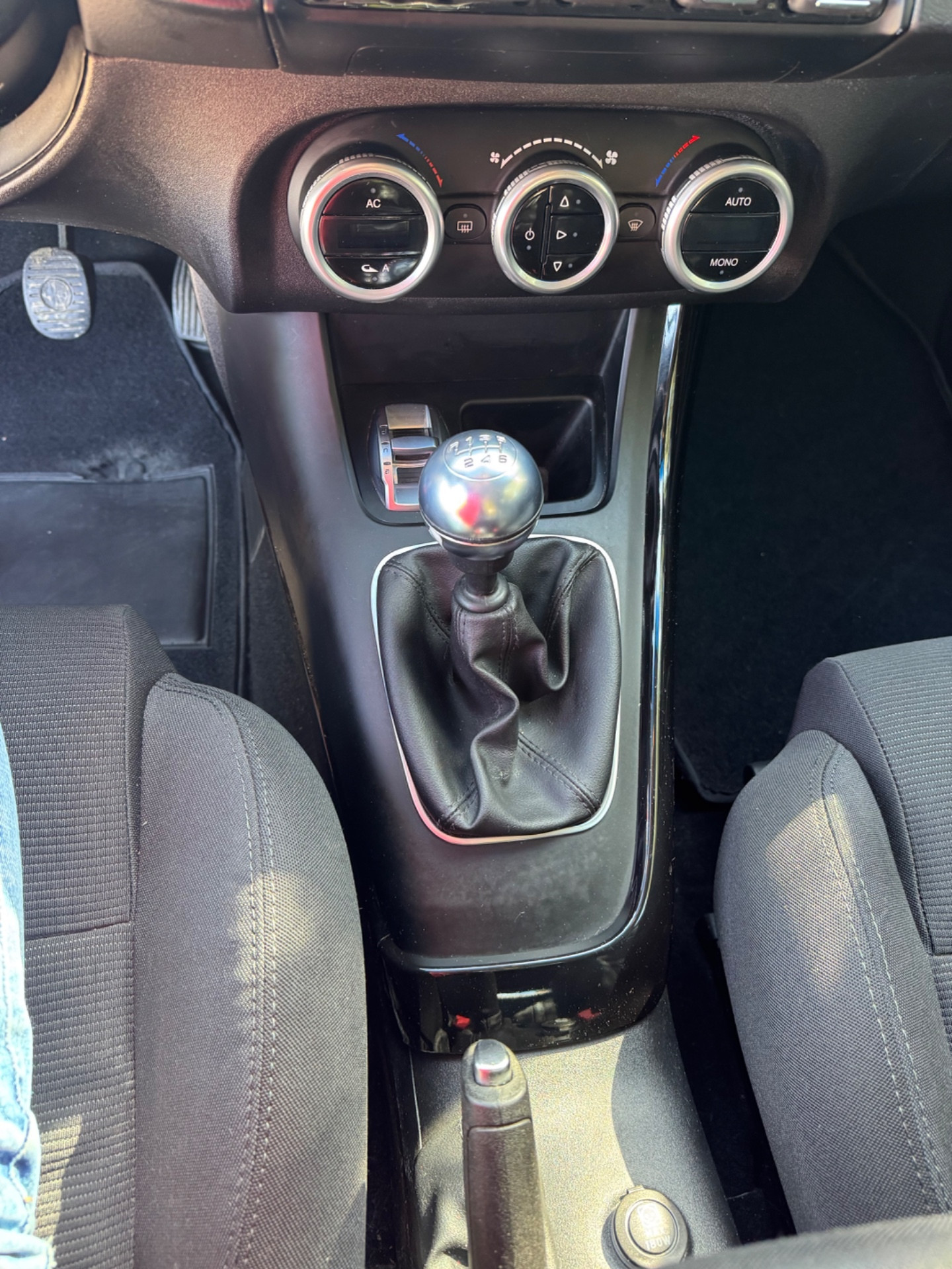 Alfa Romeo Giulietta 1.6 JTDm-2 105 CV Exclusive