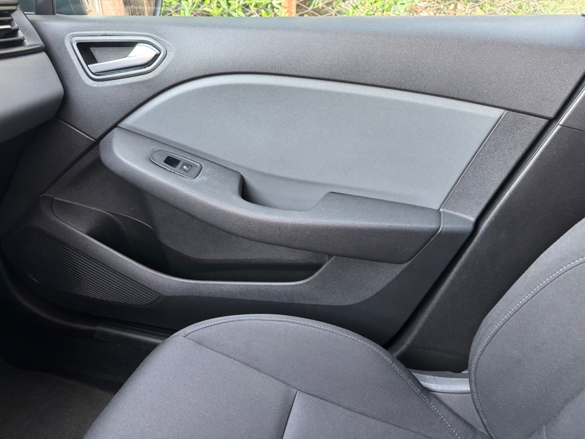 Renault Clio TCe 100 CV 5 porte Intens