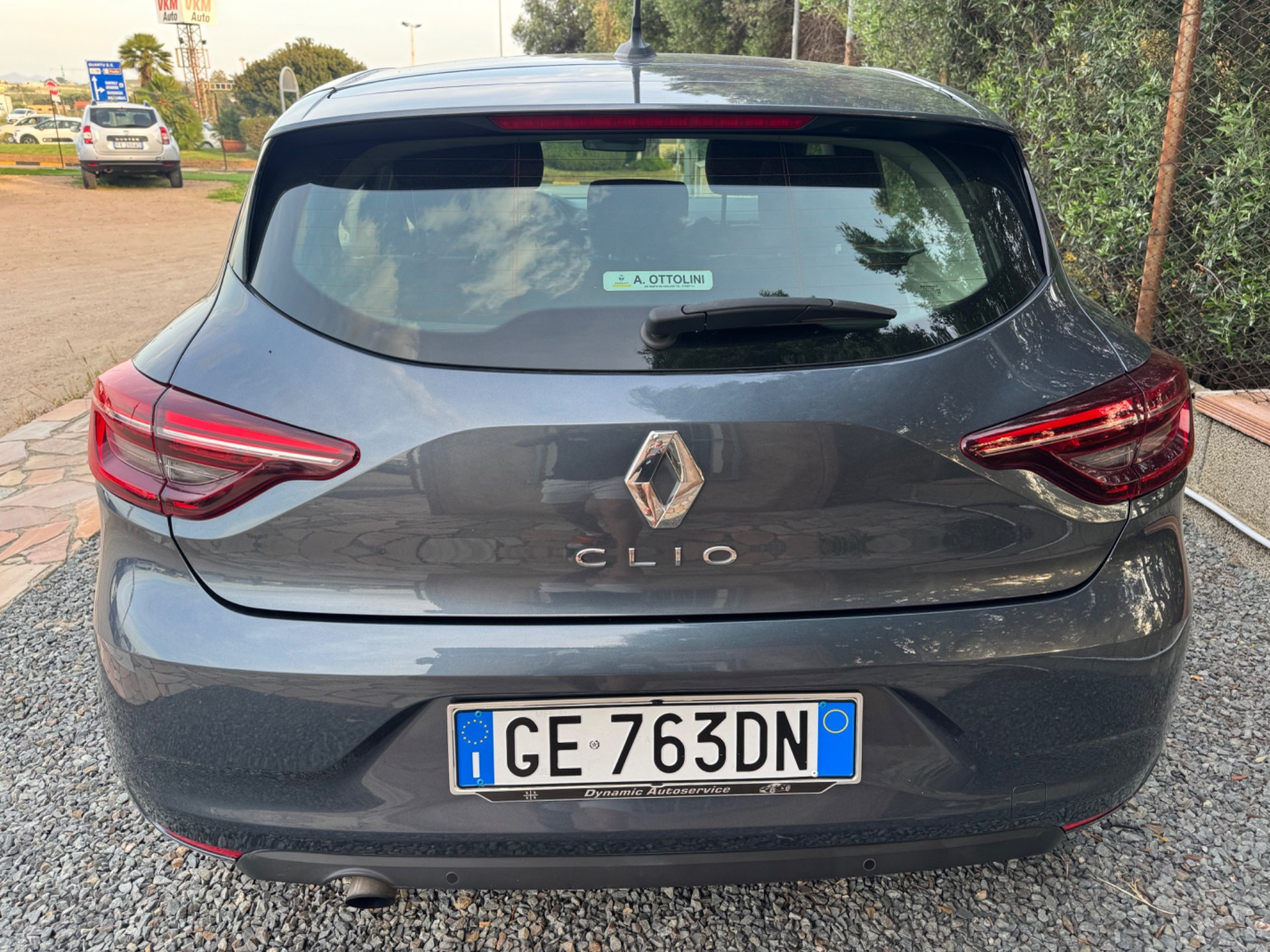 Renault Clio TCe 100 CV 5 porte Intens