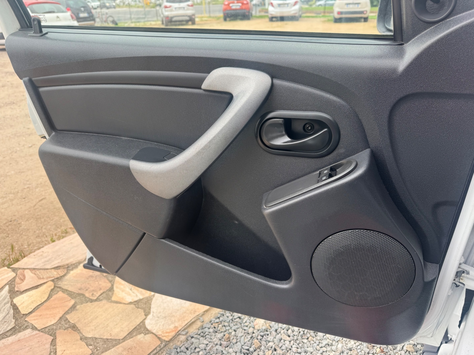 Dacia Duster 1.6 110CV 4×2 GPL Lauréate