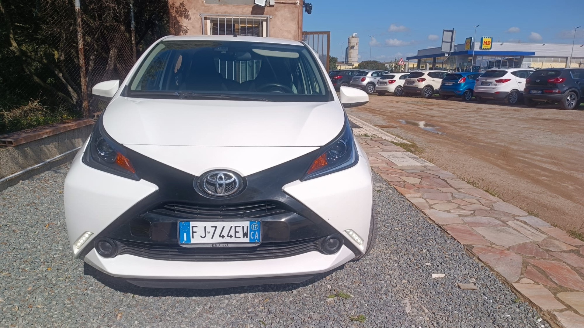 Toyota Aygo 1.0 VVT-i 69 CV 5 porte x-black TSS