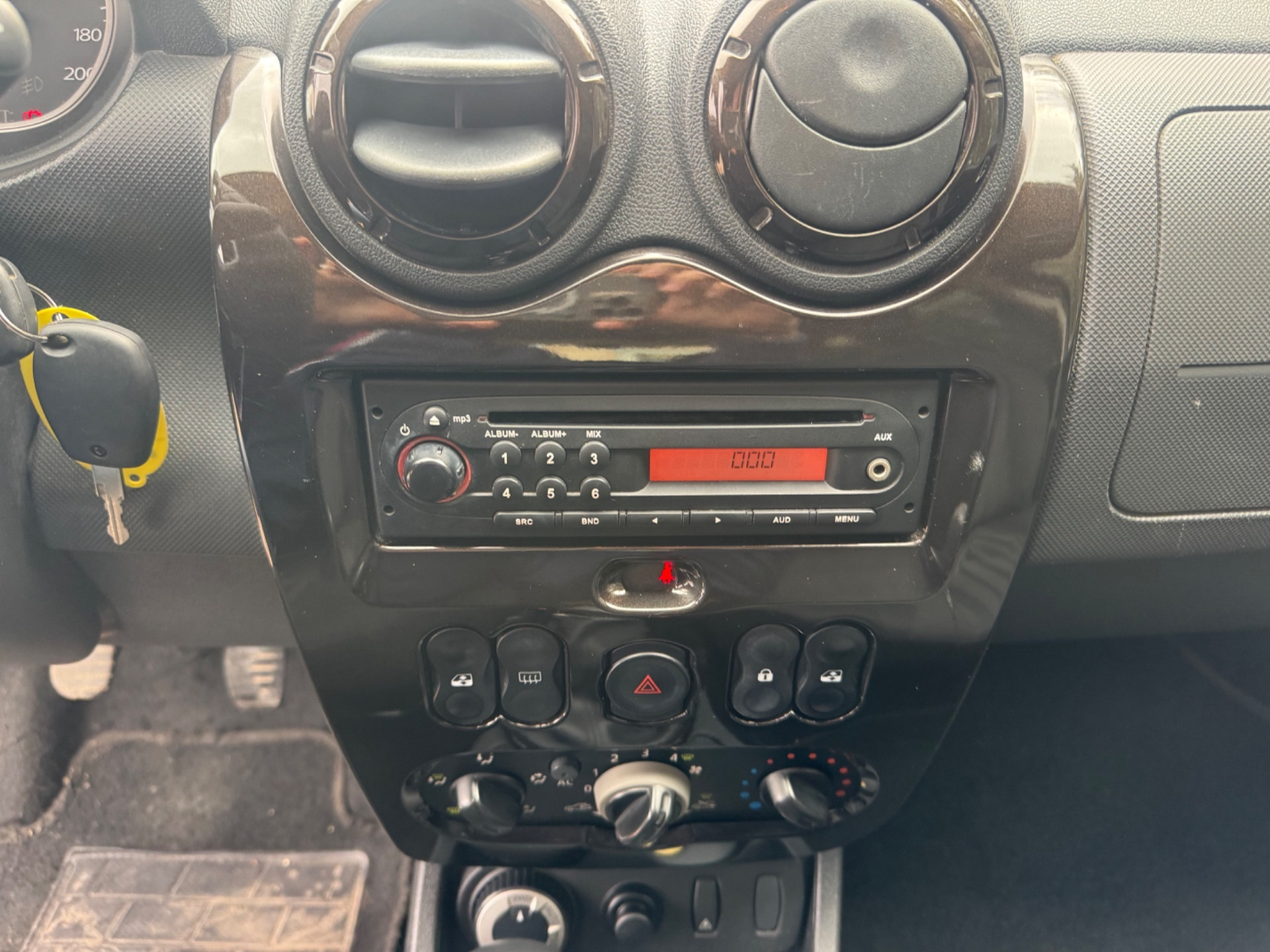 Dacia Duster 1.5 dCi 110CV 4×4 Lauréate