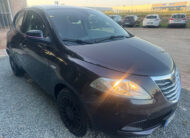 Lancia Ypsilon 1.2 69 CV 5 porte S&S Platinum