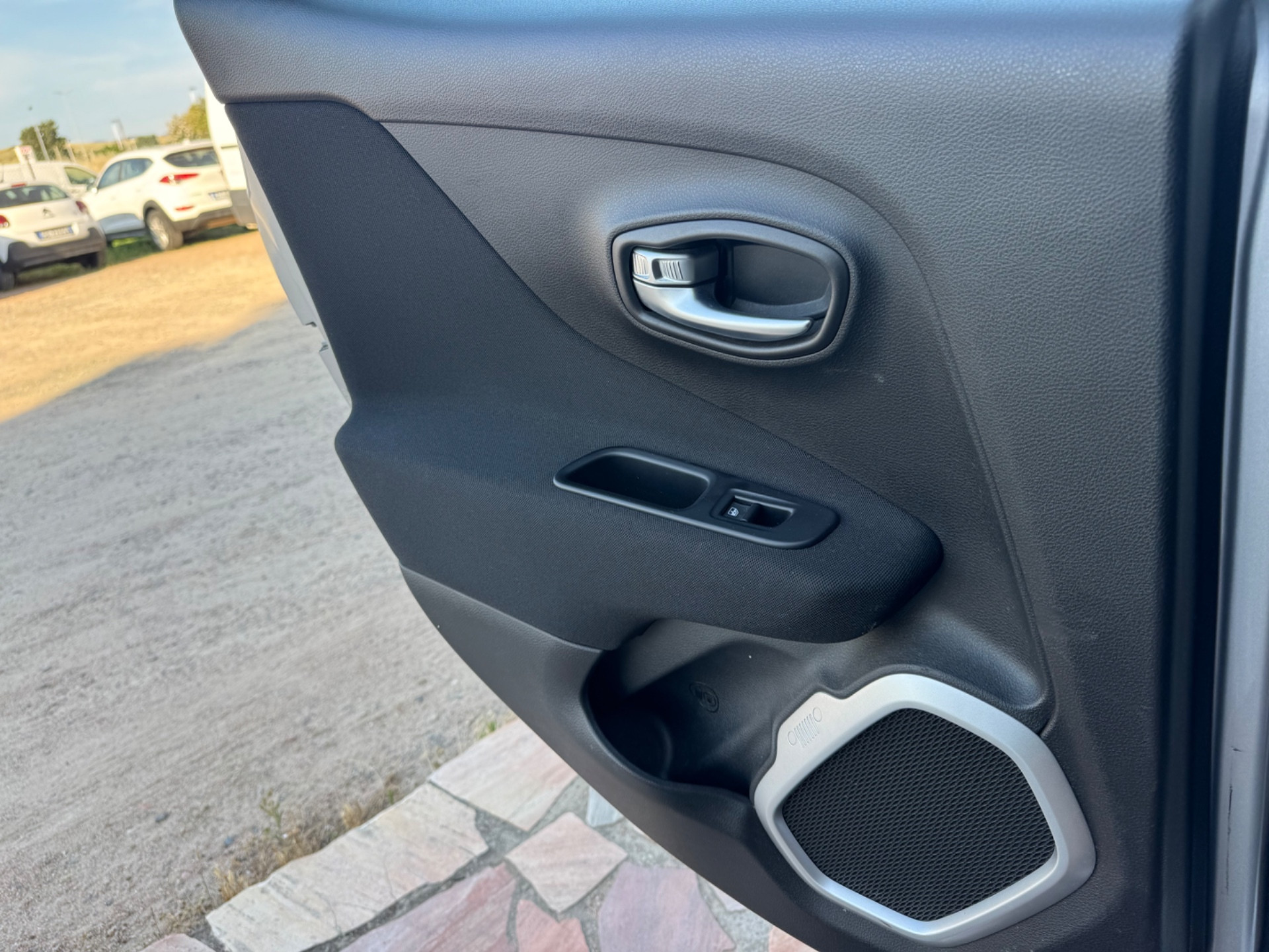 Jeep Renegade 1.6 Mjt 120 CV Longitude
