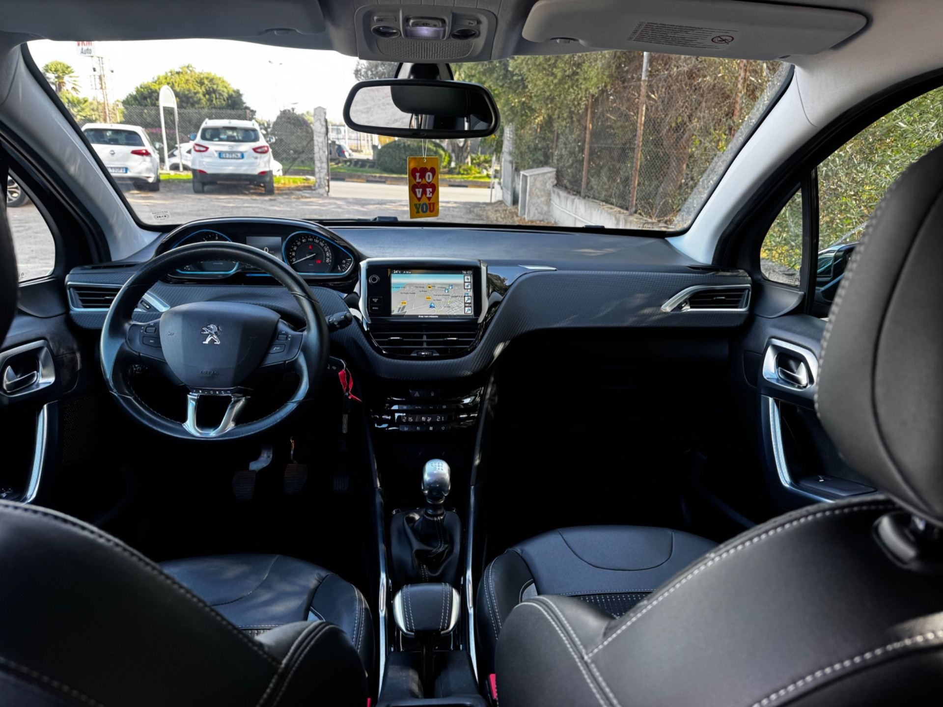 Peugeot 2008 1.6 e-HDi 115 CV Stop&Start Allure