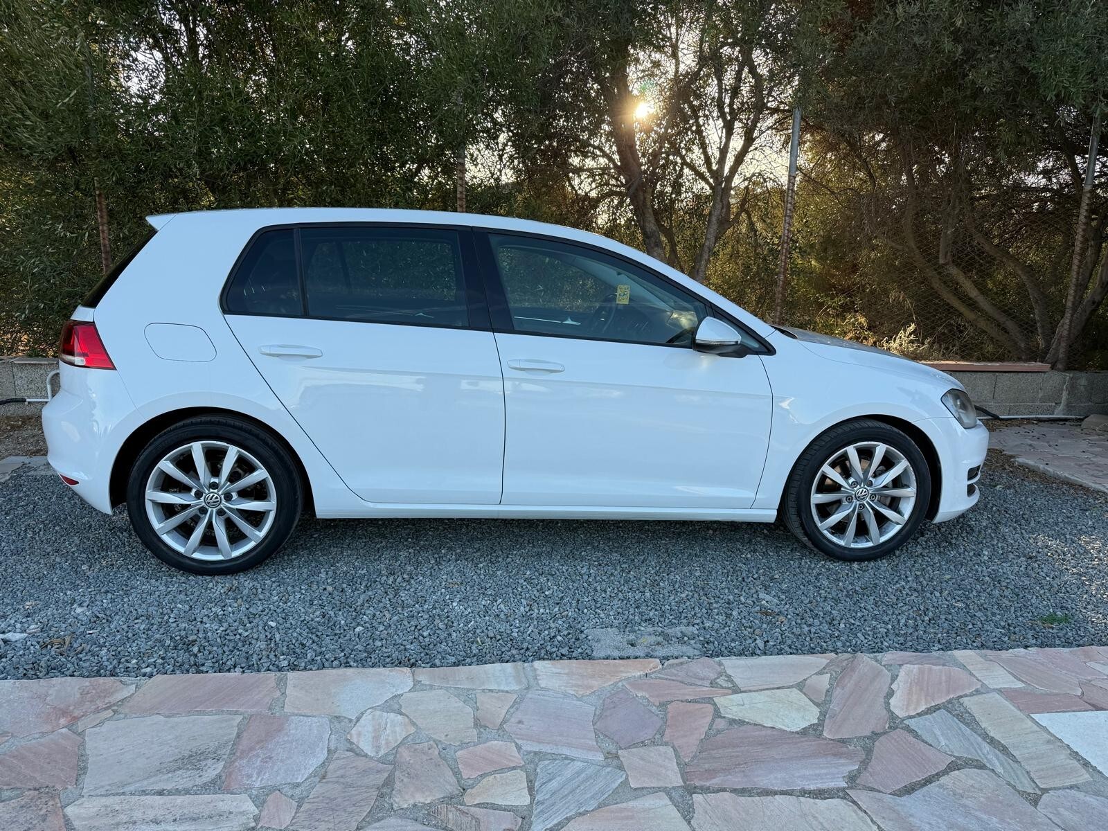Volkswagen Golf 1.6 TDI DSG 5p. Highline BlueMotio